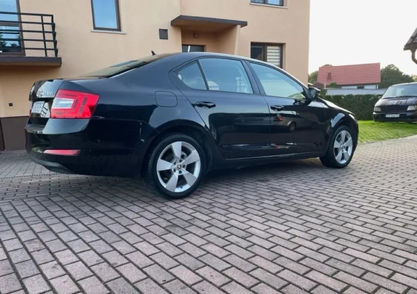 Skoda Octavia cena 36500 przebieg: 240000, rok produkcji 2013 z Wieliczka małe 106